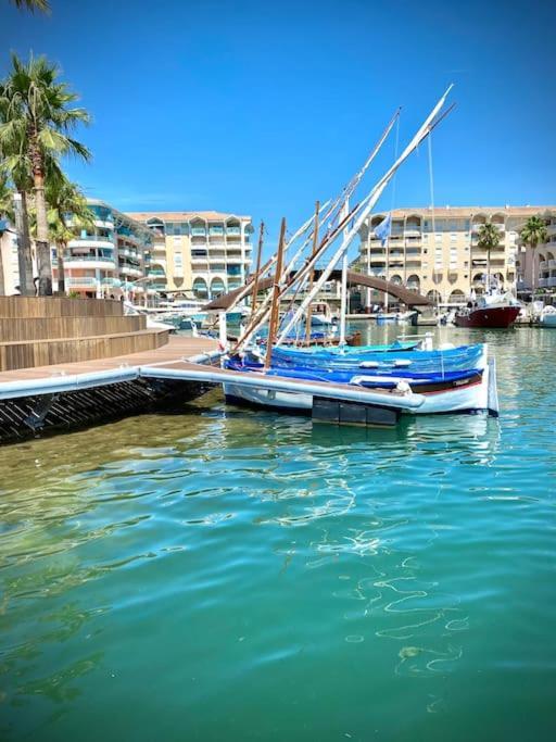 Port-Frejus, Le Paladien, Appartement 2 Pieces Climatise, Terrasse & Parking Eksteriør bilde