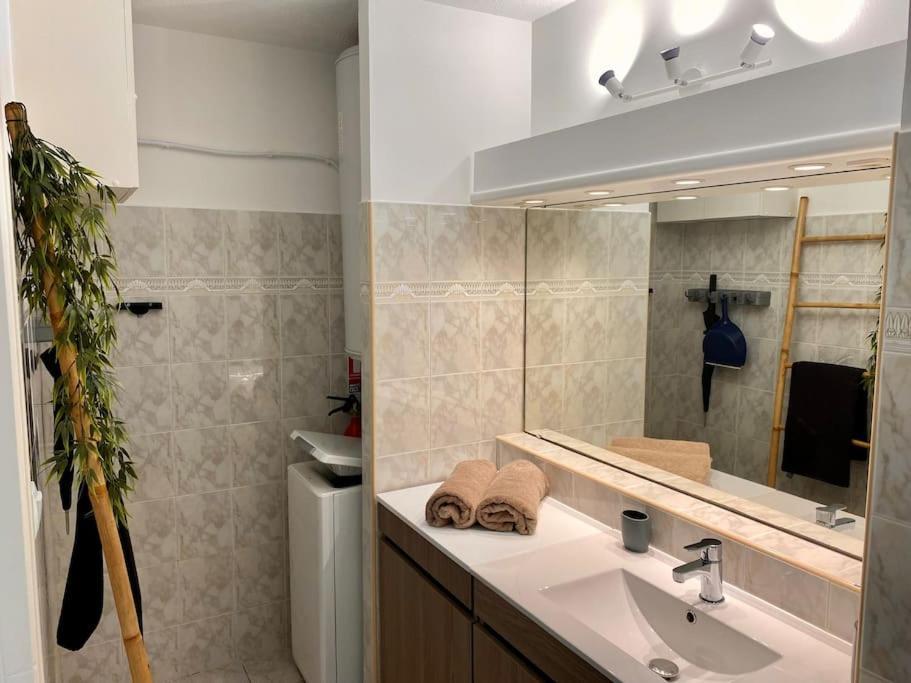 Port-Frejus, Le Paladien, Appartement 2 Pieces Climatise, Terrasse & Parking Eksteriør bilde